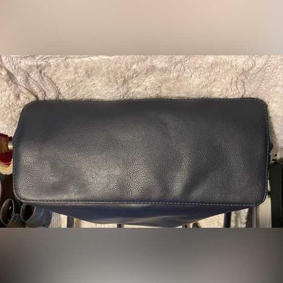 Nautica Faux Blue Pebbled Leather Double Handled Satchel Bag  & crossbody strap - Picture 3 of 8